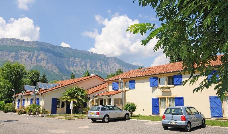 Comfort Hotel Grenoble Meylan Bagian luar foto