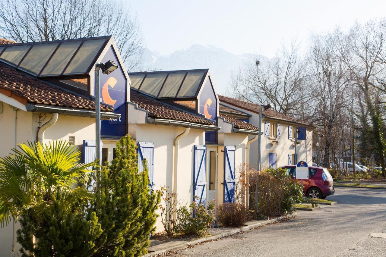 Comfort Hotel Grenoble Meylan Bagian luar foto