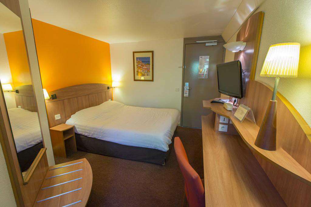 Comfort Hotel Grenoble Meylan Ruang foto