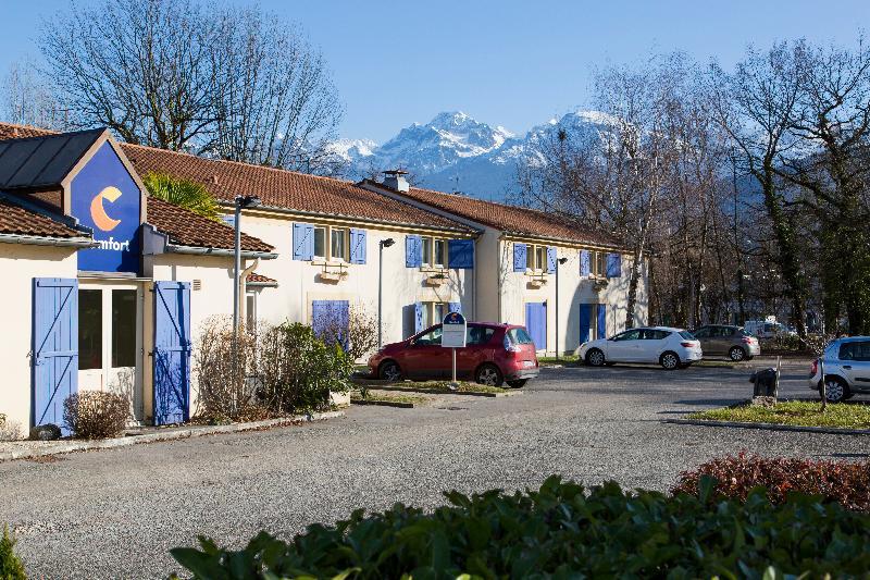 Comfort Hotel Grenoble Meylan Bagian luar foto