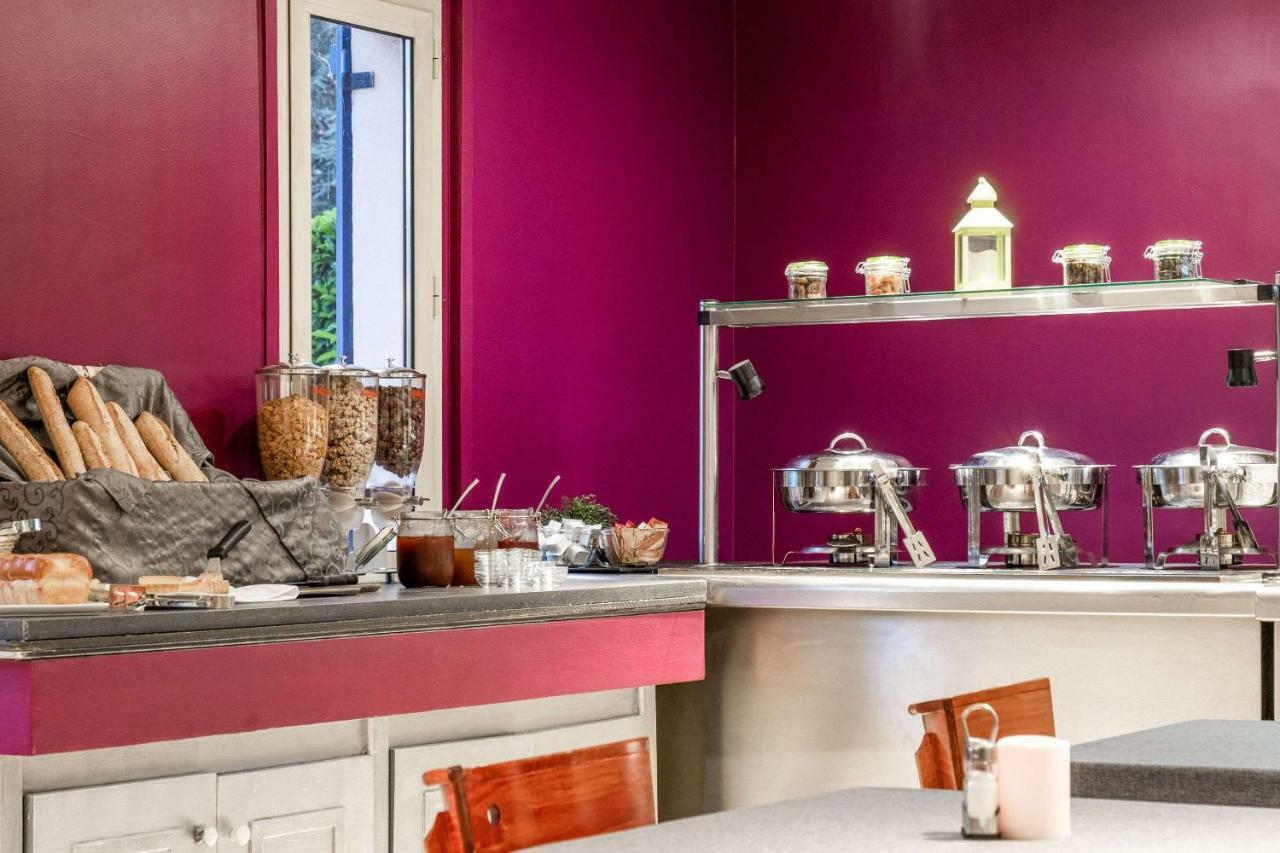 Comfort Hotel Grenoble Meylan Bagian luar foto