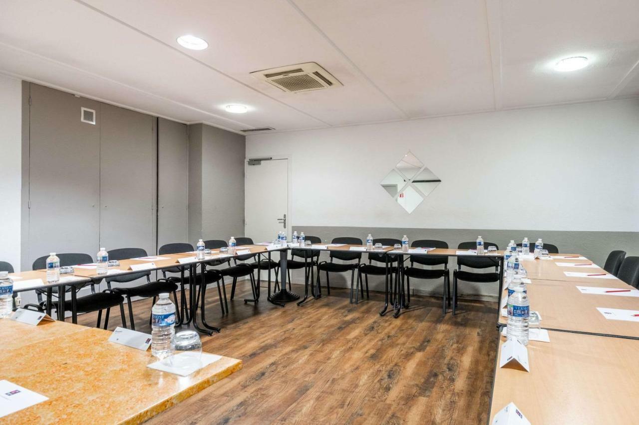 Comfort Hotel Grenoble Meylan Bagian luar foto