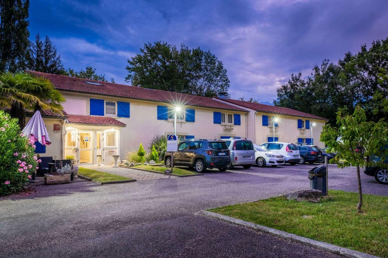 Comfort Hotel Grenoble Meylan Bagian luar foto